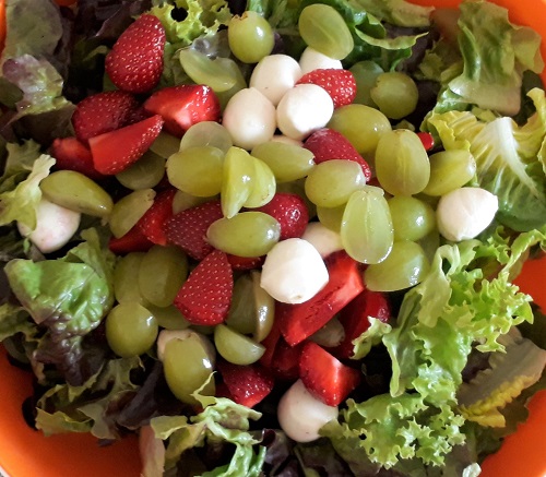 Fruchtiger Sommersalat